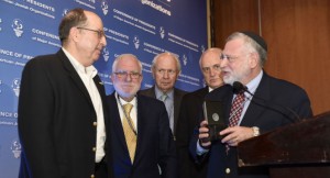 Mr. Fagin presents a gift to Israeli Defense Minister Moshe Ya’alon at the Forty-Second Annual Conference of Presidents of Major American Jewish Organizations Leadership Mission to Israel. Photo: Avi Hayun